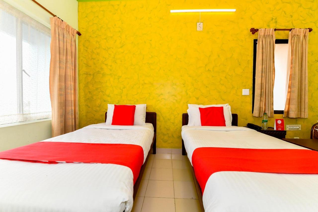 Oyo Flagship 9560 Hotel Bellwether Kochi Ngoại thất bức ảnh